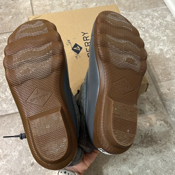 Sperry Duck Boots - Picture 5 of 6